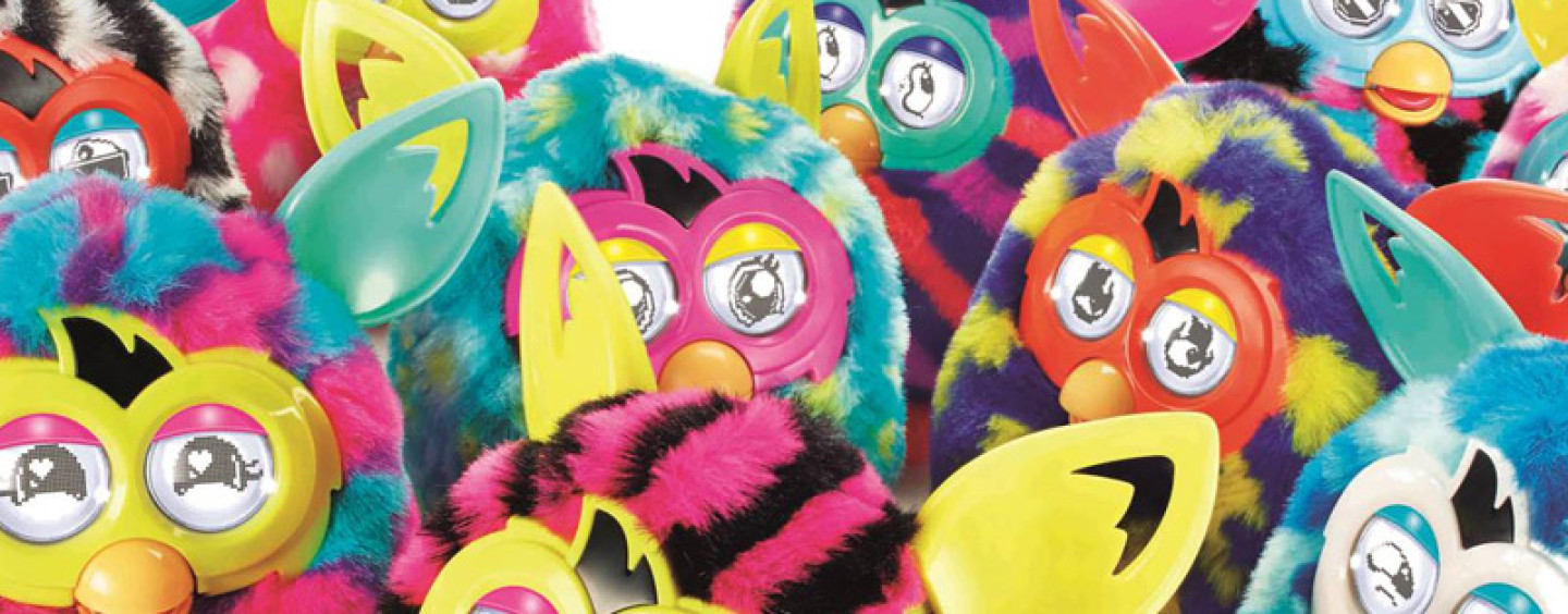 Интерактивная развивающая игрушка Furby – ваши дети будут в восторге от плюшевого питомца!