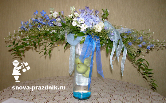 украшение стола цветами