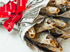 23 февраля в офисе: что дарить, чем угощать, как развлекать 23 февраля в офисе