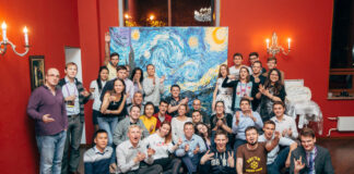 Арт-тимбилдинг: создание корпоративных шедевров (картина из отдельных фрагментов или большая раскраска)