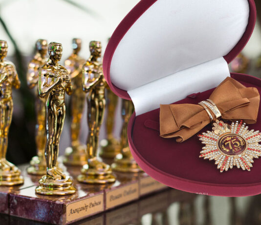 Готовые кубки, медали и грамоты для семейных праздников: шуточная церемония награждения на юбилеях и свадьбах шуточное награждение на семейном празднике