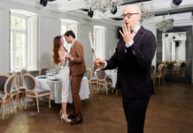 Победители премии «Снова Праздник»: Свадебный ведущий-2022 премия снова праздник ведущий свадеб