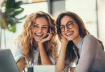 Квиз для женщин к 8 марта «Ой, всё!» (в офисе или онлайн): 7 раундов веселья