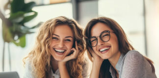 Квиз для женщин к 8 марта «Ой, всё!» (в офисе или онлайн): 7 раундов веселья