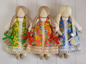 куклы в народных костюмах на год едиснтва народов россии